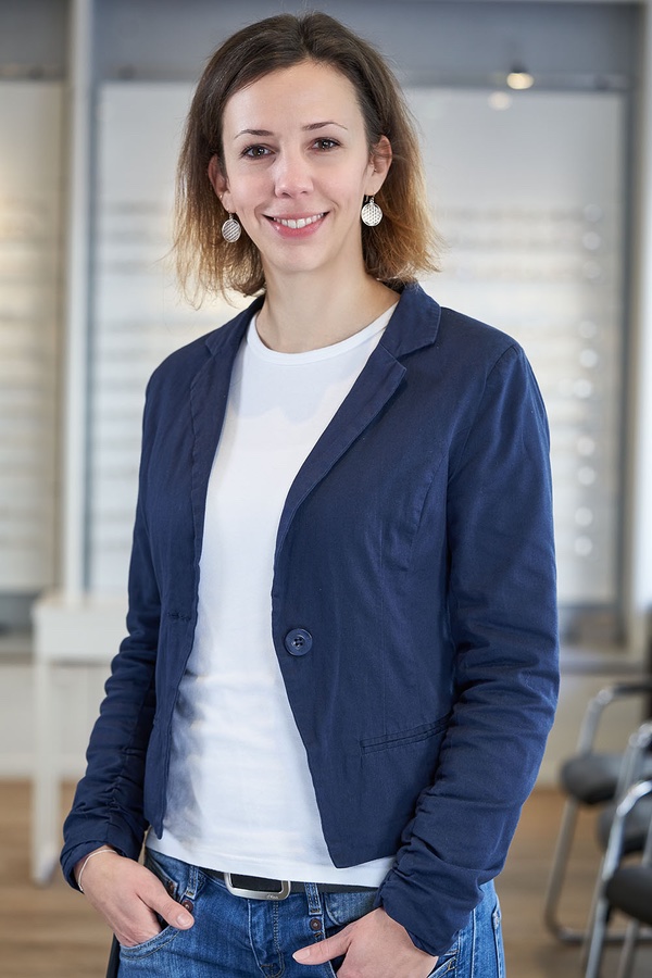 Selina Günther, Augenoptikerin